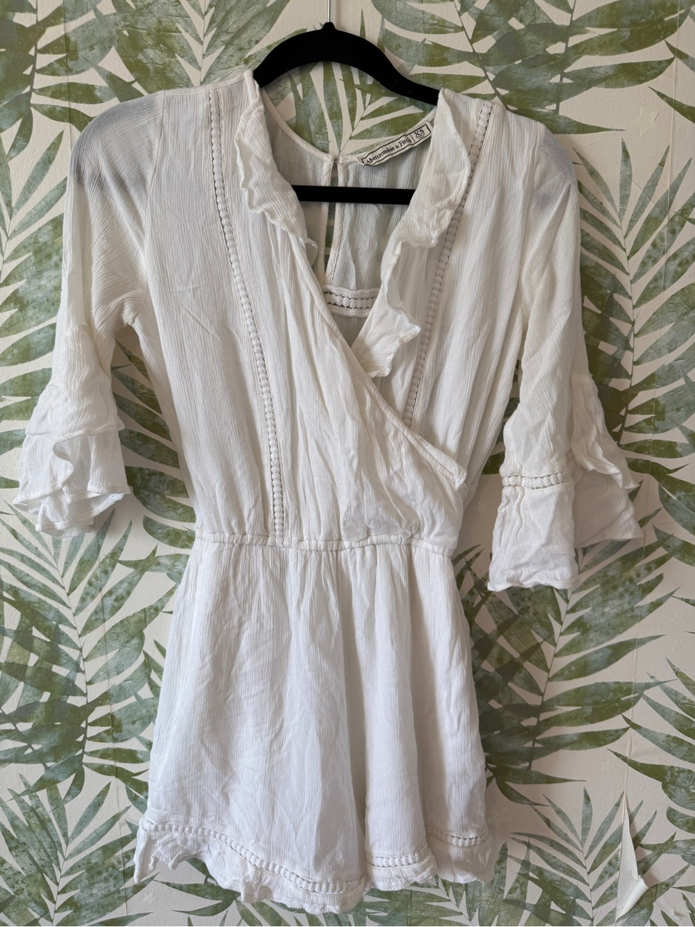 Abercrombie & Fitch White Ruffle-Trim Wrap Romper